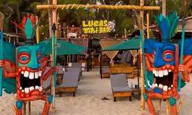 Lucas Tiki Bar Puerto Escondido