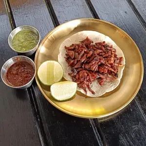 Eloisa Tamales, Tacos y Cerveza Metepec 2