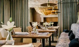 Moxi Restaurant SMA