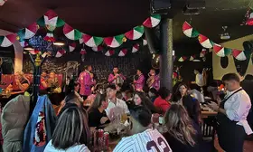 Restaurant Salsa y Salsa Centro Urbano