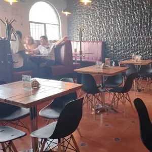 Restaurante Salsa y Salsa Centro Urbano 5