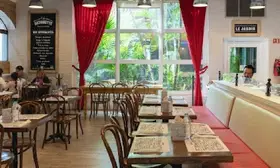 Café Antoinette Huayacan