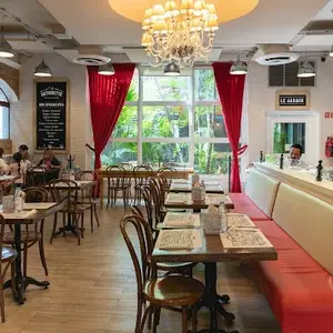Café Antoinette Huayacan 1