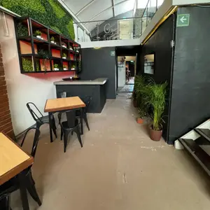 Goat Rest Grill & Bar Pachuca  6