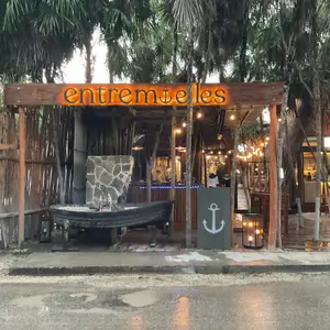 Restaurante Entremuelles Tulum 5