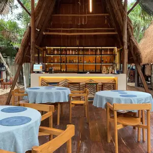 Restaurante Entremuelles Tulum 9