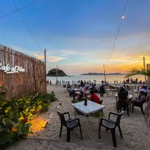 Café al Mar Acapulco  7