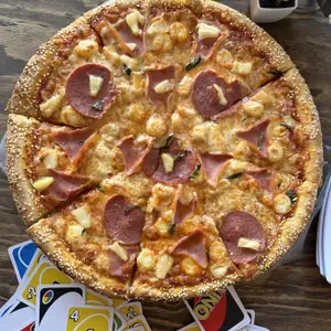 Xochitepec Pizzería  7