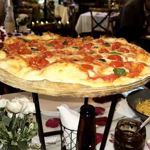 IL VINO Pizza al Forno Puebla 2