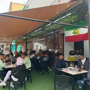 Restaurant Irani Amoo Hosein CDMX 1