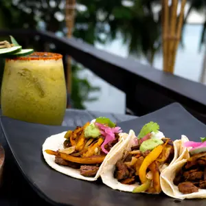 ITZÁ Bar&Brasa Bacalar 6