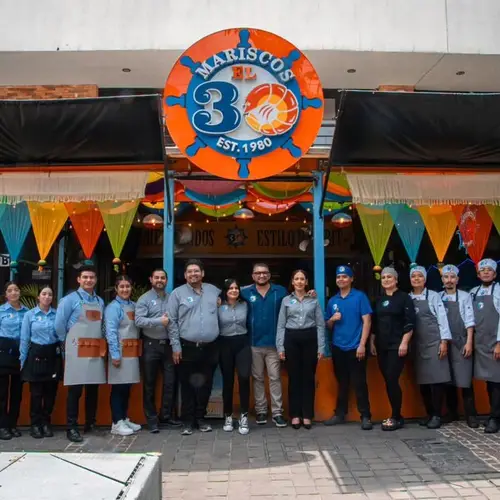 Mariscos El 30 Guadalajara - foto 1