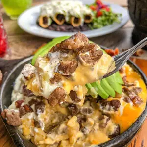 CHEZ Cocina Tradicional Bosques del Valle 7