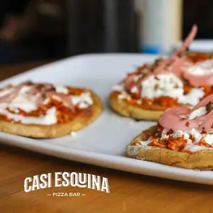 Casi Esquina Pizza Bar Juárez 8