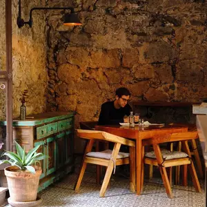 Amapola Brunch & Beer Garden SMA 7