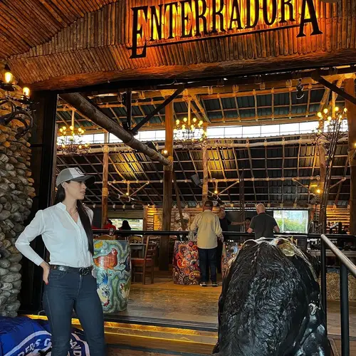 La Enterradora Fonda Restaurant Bar Guarne - foto 1