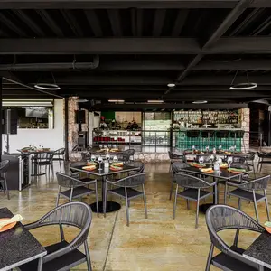 Vertical Restaurante y Bar Querétaro 3