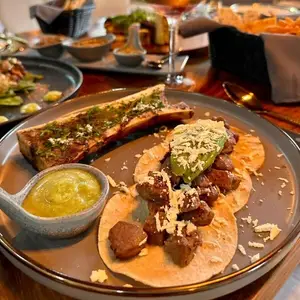 Restaurante Piedra 44 Tuxtla 2