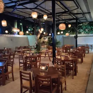 Restaurante Caviro Tulum 5