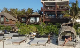 Agave Restaurant & Beach Club