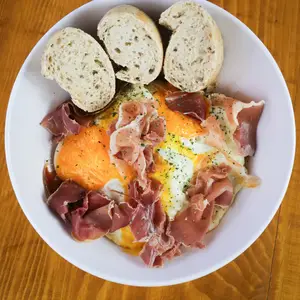 Dos Tapas Charcutería & Cervecería Narvarte 6