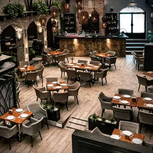 Restaurante La Rocca Bernal 1