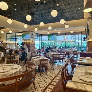 La Imperial Galerías Metepec 5