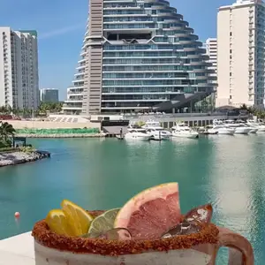 Cantaritos del Puerto Cancún 5