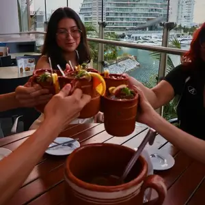 Cantaritos del Puerto Cancún 6
