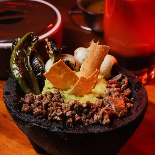 Carbón Tacos y Miches Cancún - foto 4