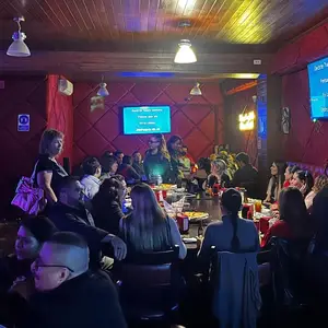Susurro Sports & Karaoke Bar Puebla 9