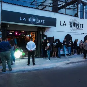 La Santi Portales 3