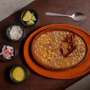 Los Meros de Jalisco Suc. Av. Huayacán 5