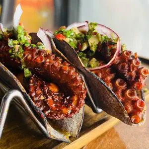 Pinshis Tacos Holbox 2