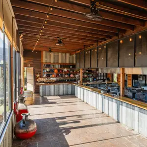 i-Petra Restaurant Ensenada 7