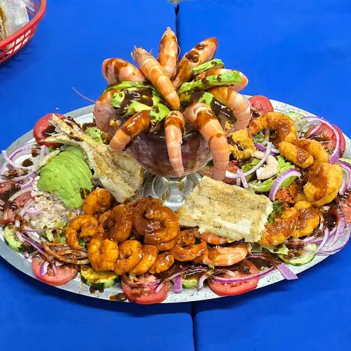Mariscos Alfredos Guadalajara - foto 1