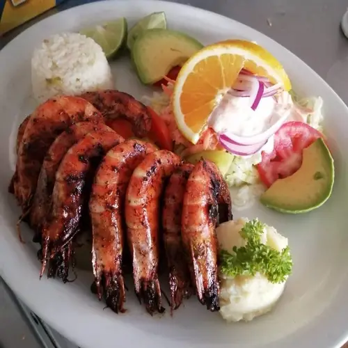 Mariscos Alfredos Guadalajara - foto 4