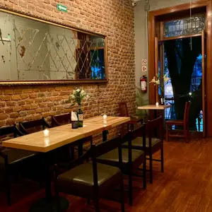BAR ROMELIA CDMX 9