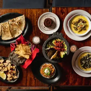 La Clandestina Mezcaleria Condesa 2