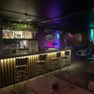 Karaoke Nick Havana Bogotá 7
