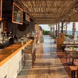 El Barrio Los Cabos 5