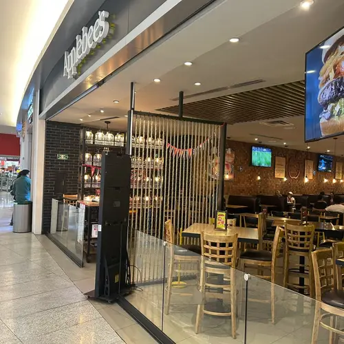 Applebee's Delta - foto 1