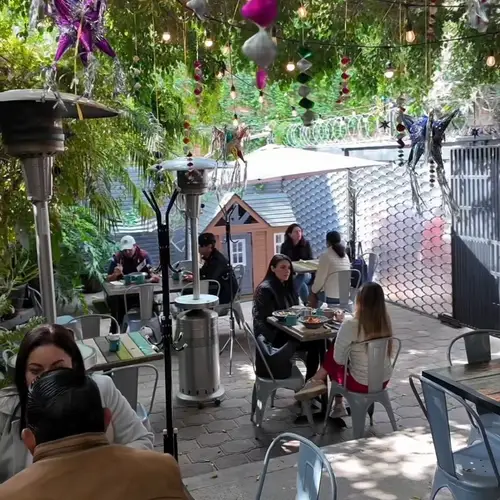 Mirthala Coffee Bar Suc Jardines de la Hacienda - foto 4