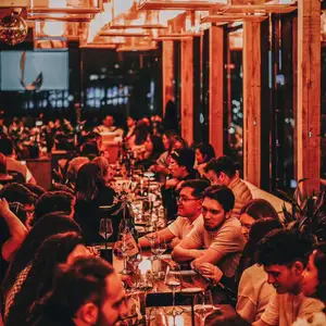 Vinos y Vinilos Rooftop Bogotá 1