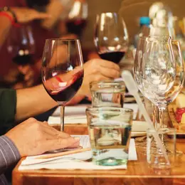 RAIGAL Restaurante en Viñedo Cuna de Tierra  - foto 2