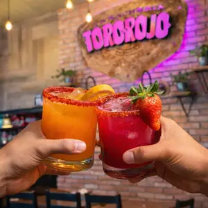 Toro Rojo Arrachería San Miguel de Allende 8