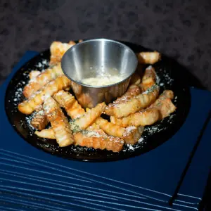 Ruffian Wine Bar Lomas - Virreyes 8