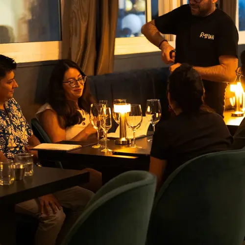 Ruffian Wine Bar Lomas - Virreyes - foto 1