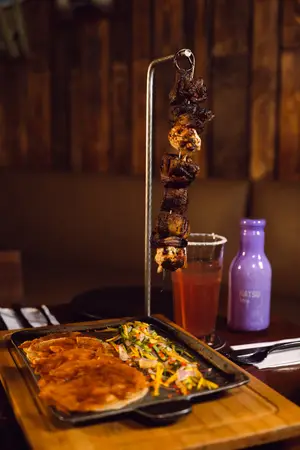 Dos Santos Cantina Medellín 6