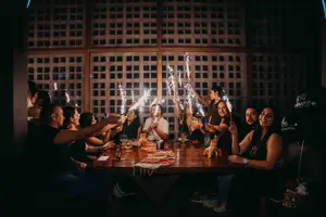 Dos Santos Cantina Cali 7